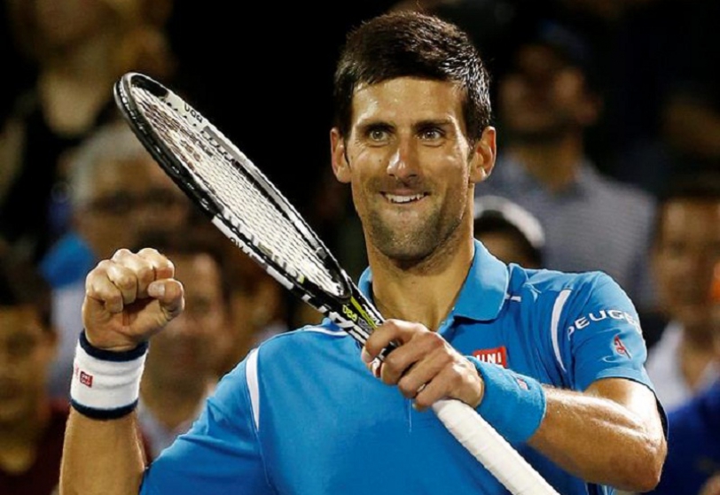 El serbio Novak Djokovic celebra al vencer al checo Tomas Berdych