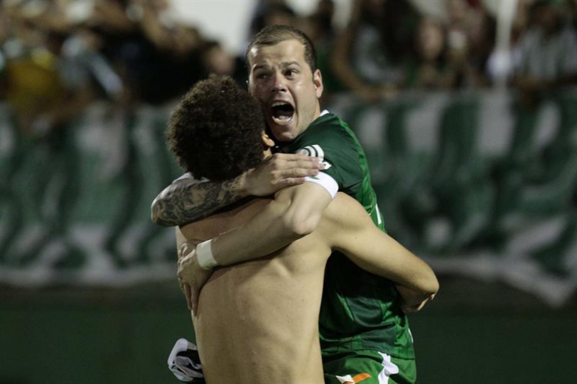 Chapecoense pasa a cuartos en tanda de penaltis y se medirá con River