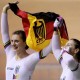 Las ciclistas alemanas Miriam Welte (i) y Kristina Voguel (d), celebran tras ganar la medalla de oro en la prueba de Sprint femenino por equipos Las ciclistas alemanas Miriam Welte (i) y Kristina Voguel (d), celebran tras ganar la medalla de oro en la prueba de Sprint femenino por equipos, el, miércoles 26 de febrero de 2014, en el velódromo Alcides Nieto Patiño durante el Campeonato Mundial de Ciclismo de Pista en Cali (Colombia). EFE/LEONARDO MUÑOZ